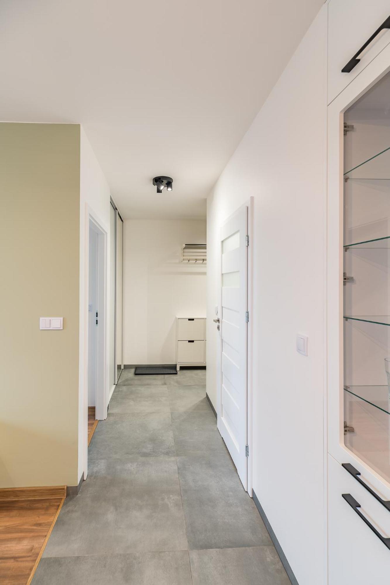 Business - City View With Balcony & Parking By Rentujemy Apartment